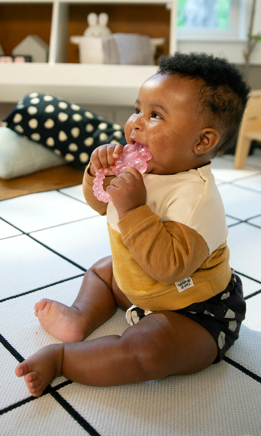 Cool Bite Water Teether - Daisy - Image 3
