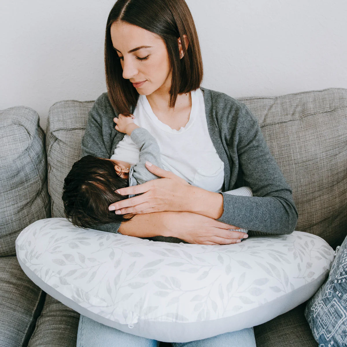 Elyse Breast feeding Pillow - 11970 - Image 11