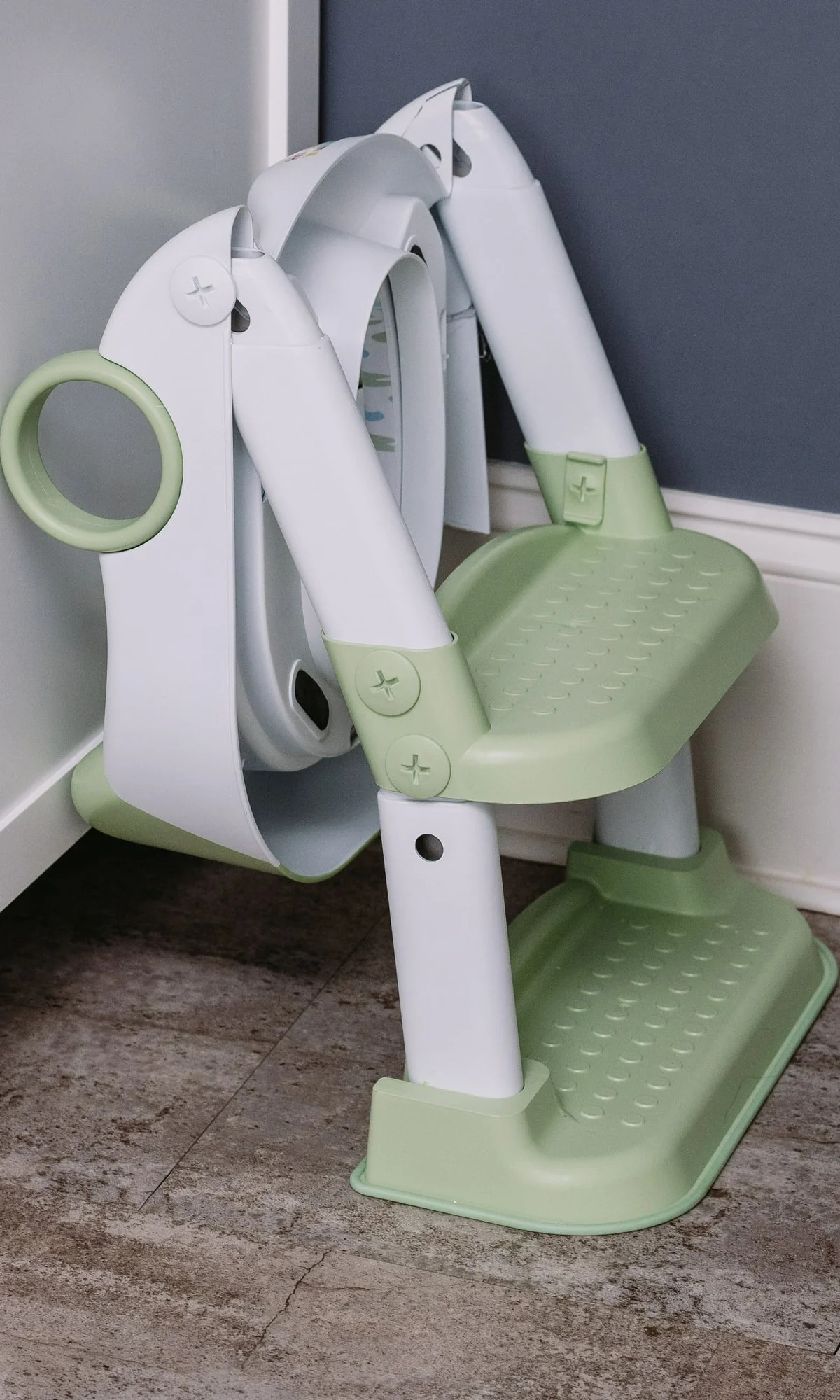 Frog Character Step Up Potty Seat - Image 2