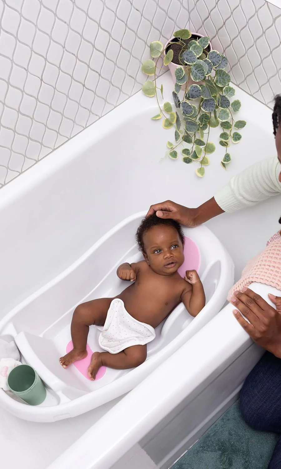 Ingenuity Comfy Clean Deluxe Newborn to Toddler Tub - Image 3