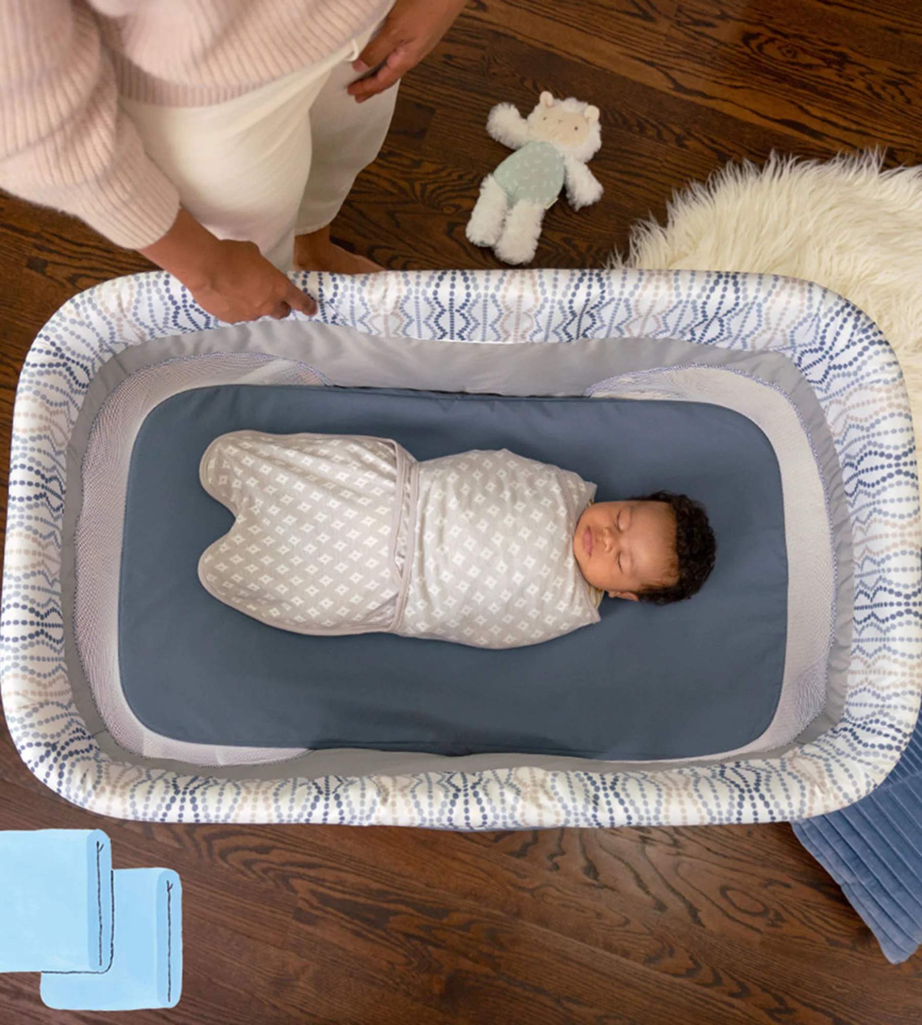 Ingenuity Foldaway Rocking Bassinet Classic - Crosby - Portable Folding Rocking Bassinet - Image 3