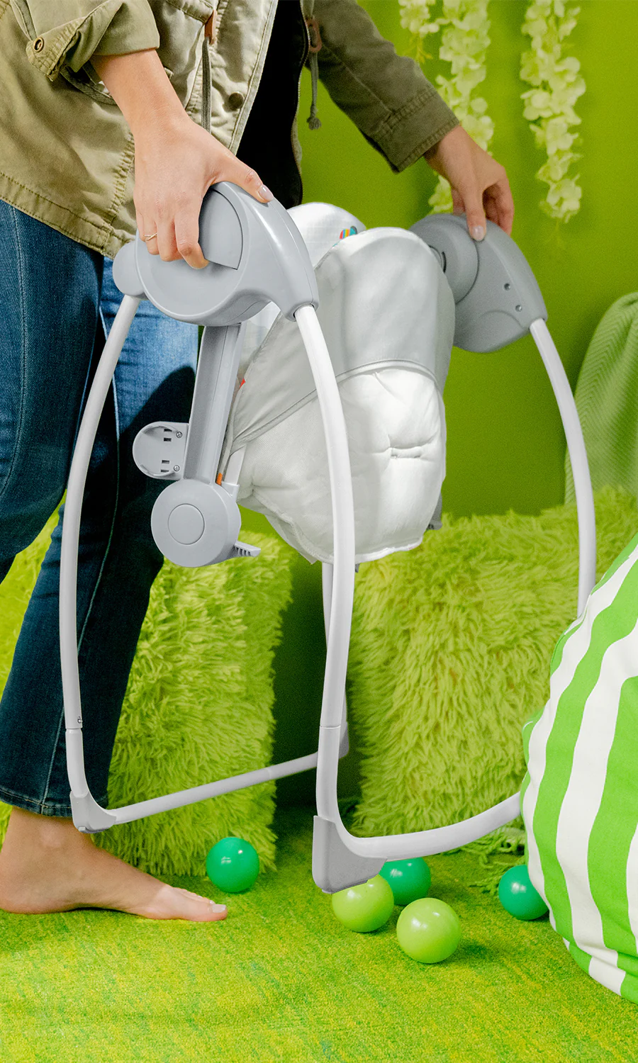 Playful Paradise™ Portable Swing - Image 3